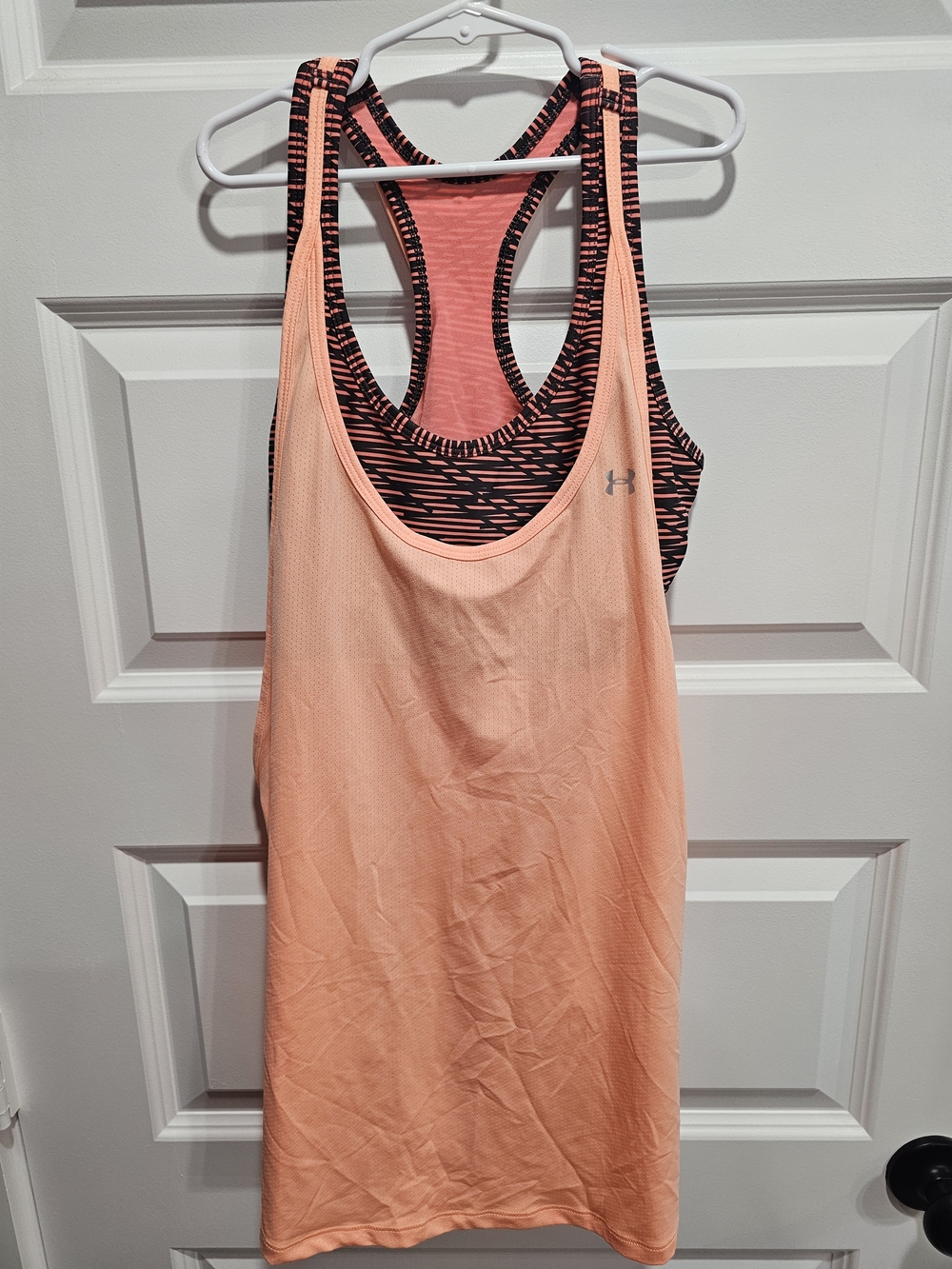 Under Armour Peach Layered Mesh Tank with Black-Peach Patterned Bra